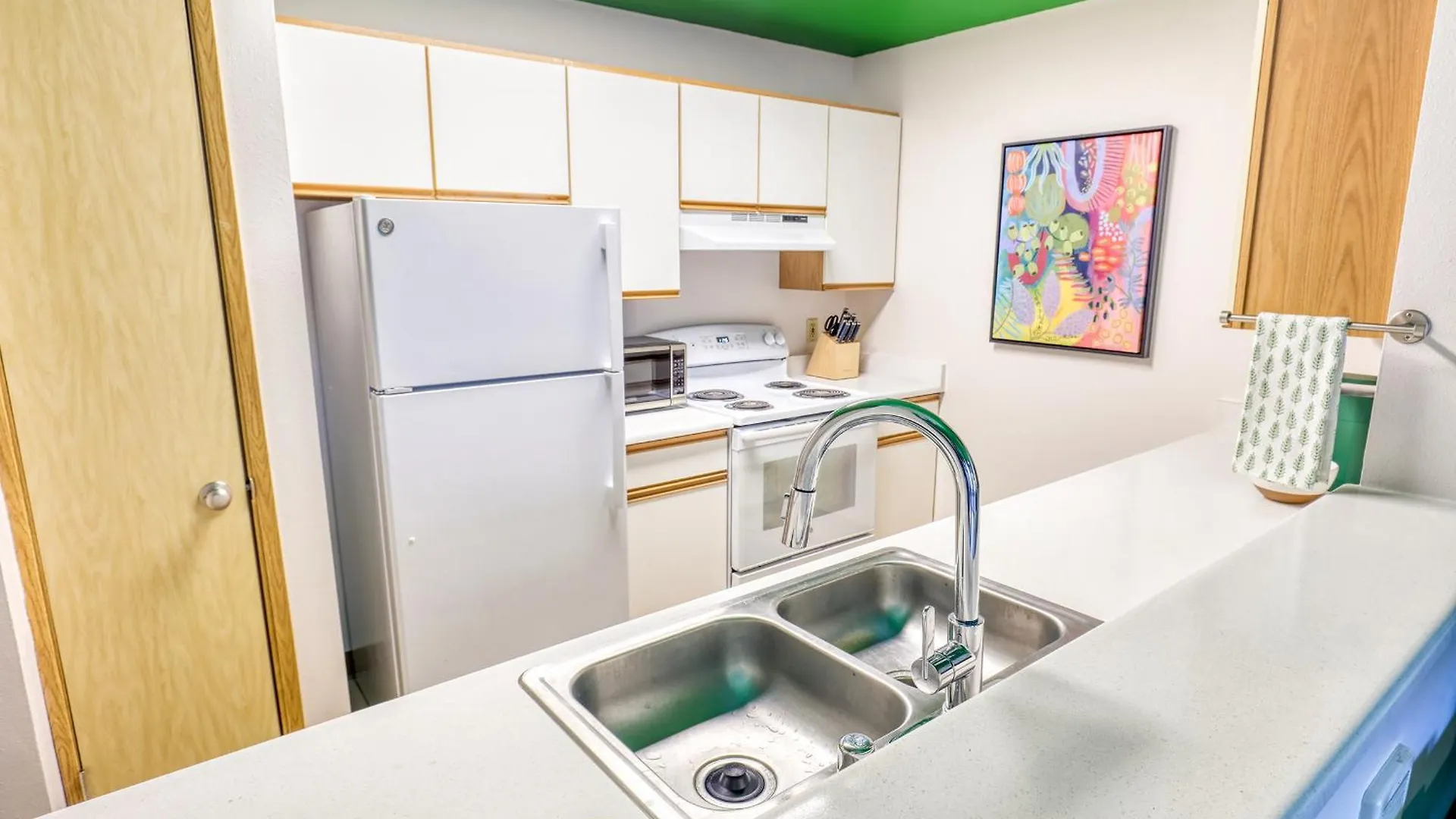 Quest Travels Hotel Seattle