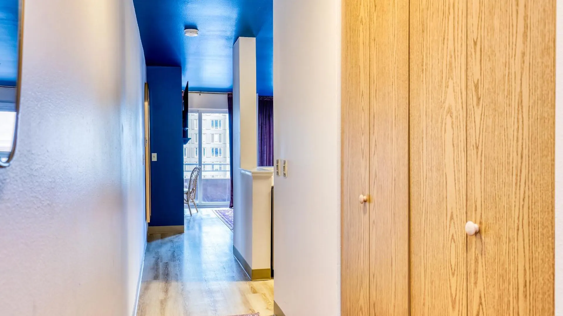 Quest Travels Hotel Seattle