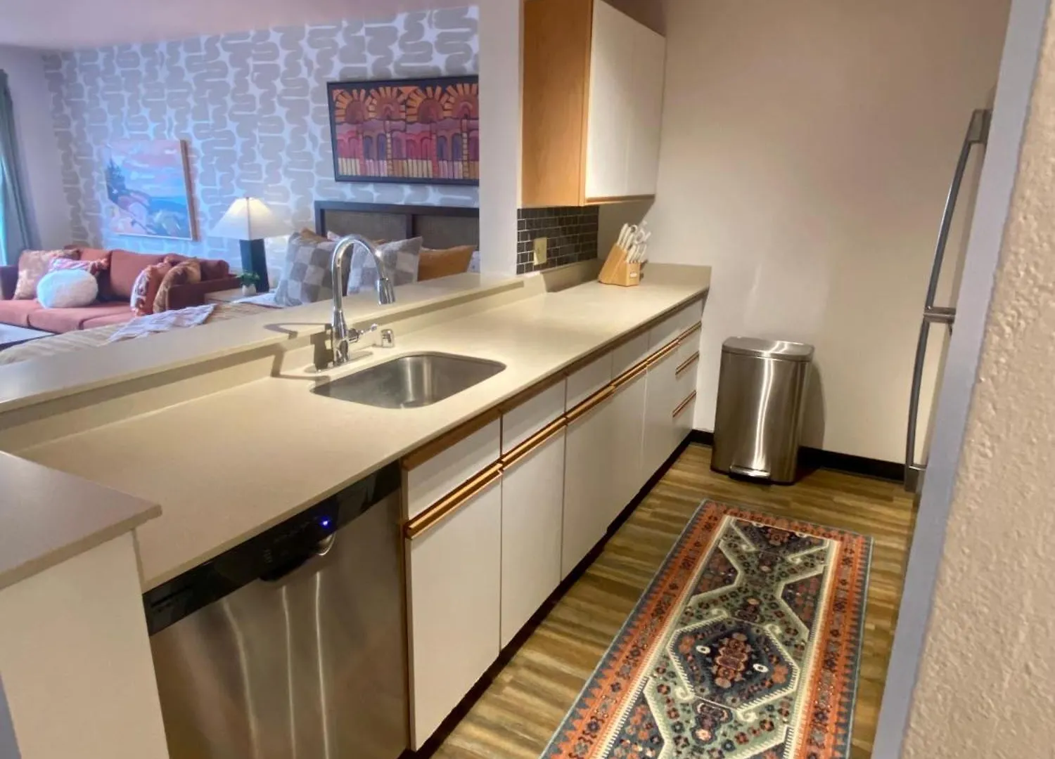 Quest Travels Hotel Seattle