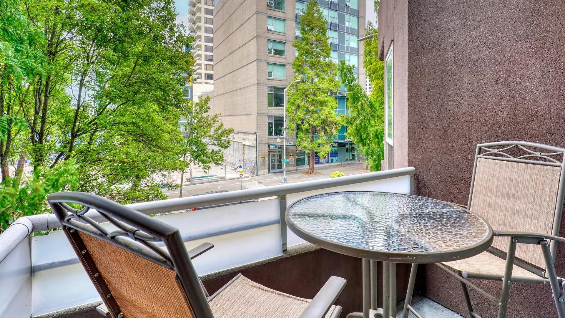 Quest Travels Hotel Seattle
