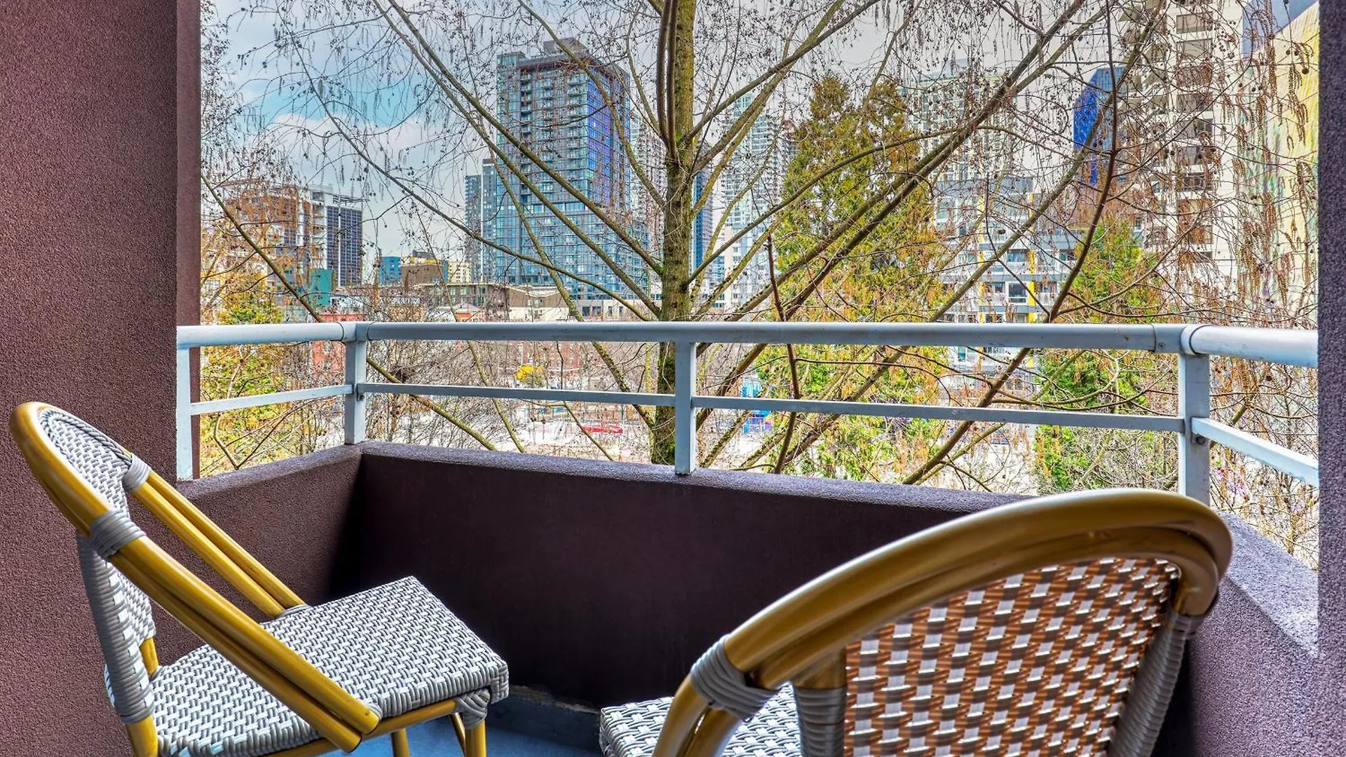 Quest Travels Hotel Seattle