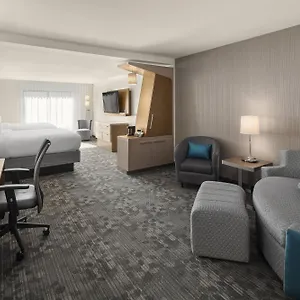 Courtyard By Marriott Northgate Seattle